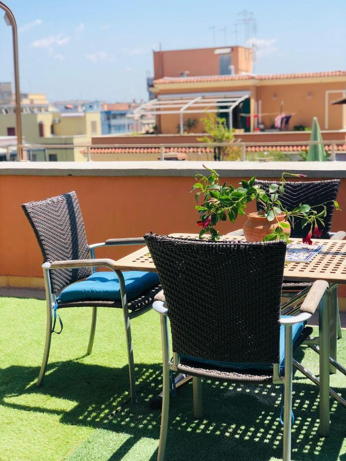 Penthouse Sea View Lägenhet Lido di Ostia Exteriör bild